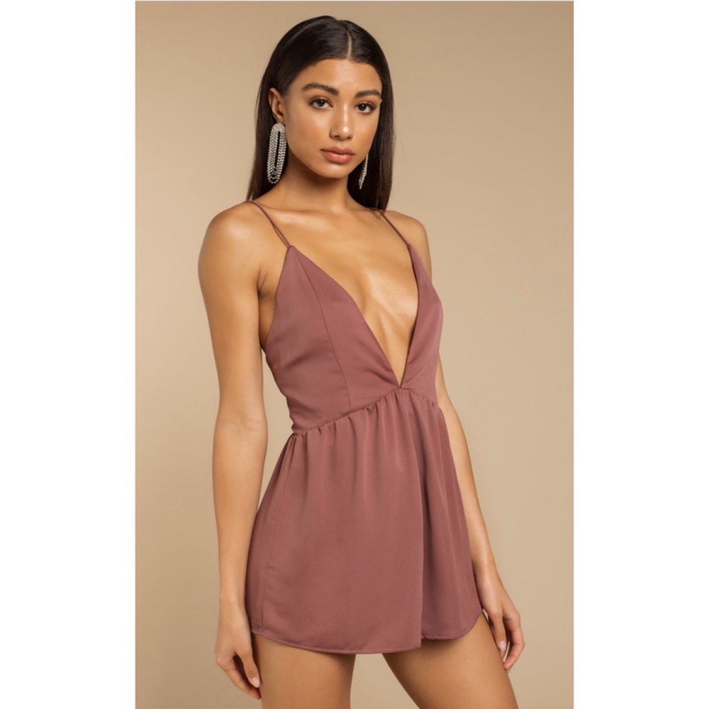 🚫SOLD🚫*BRAND N by EW* TOBI PLUNGING ROMPER - Picture 1 of 6